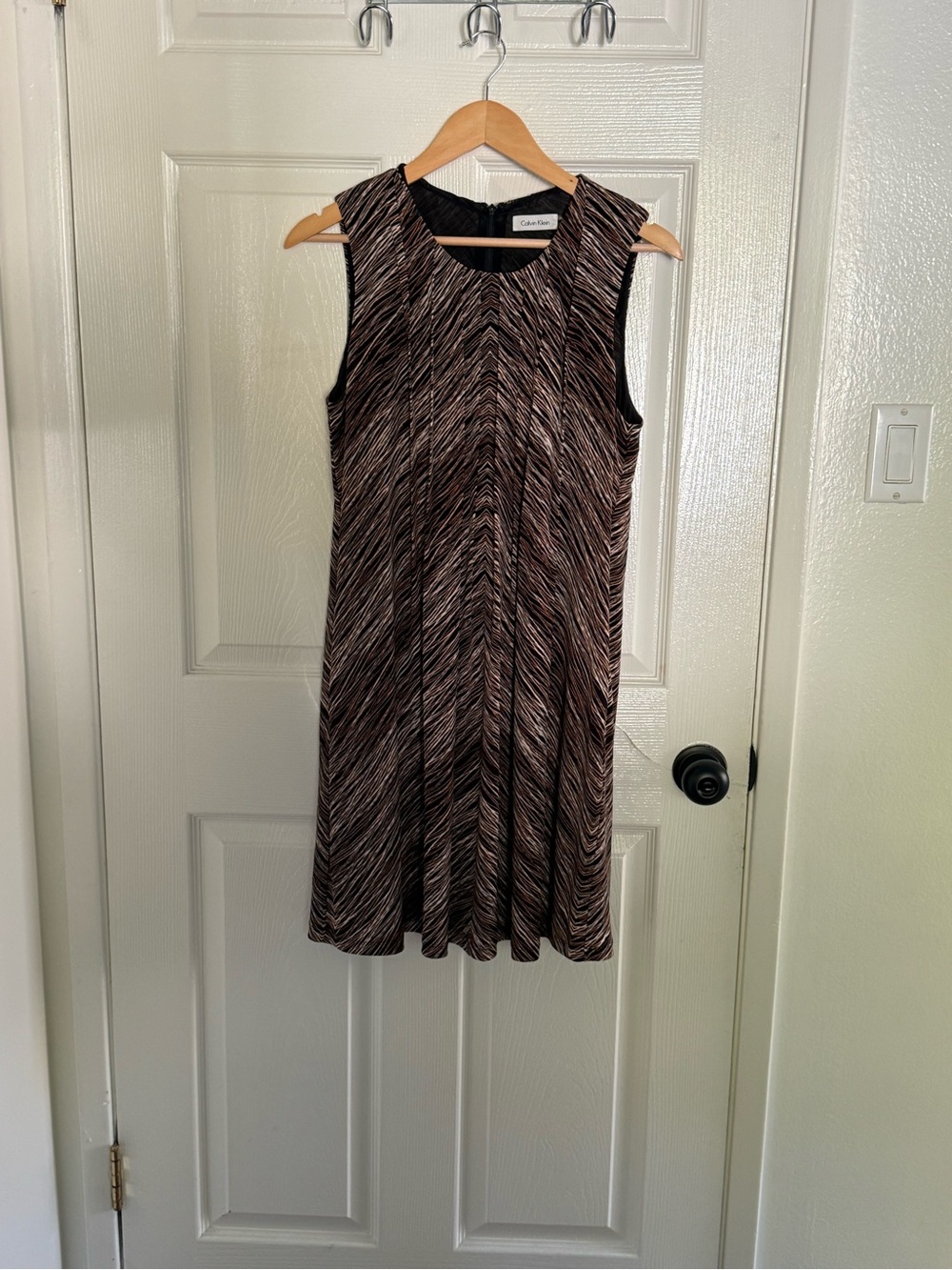 Calvin Klein Black & Tan Animal Print Sleeveless Dress – Size 10